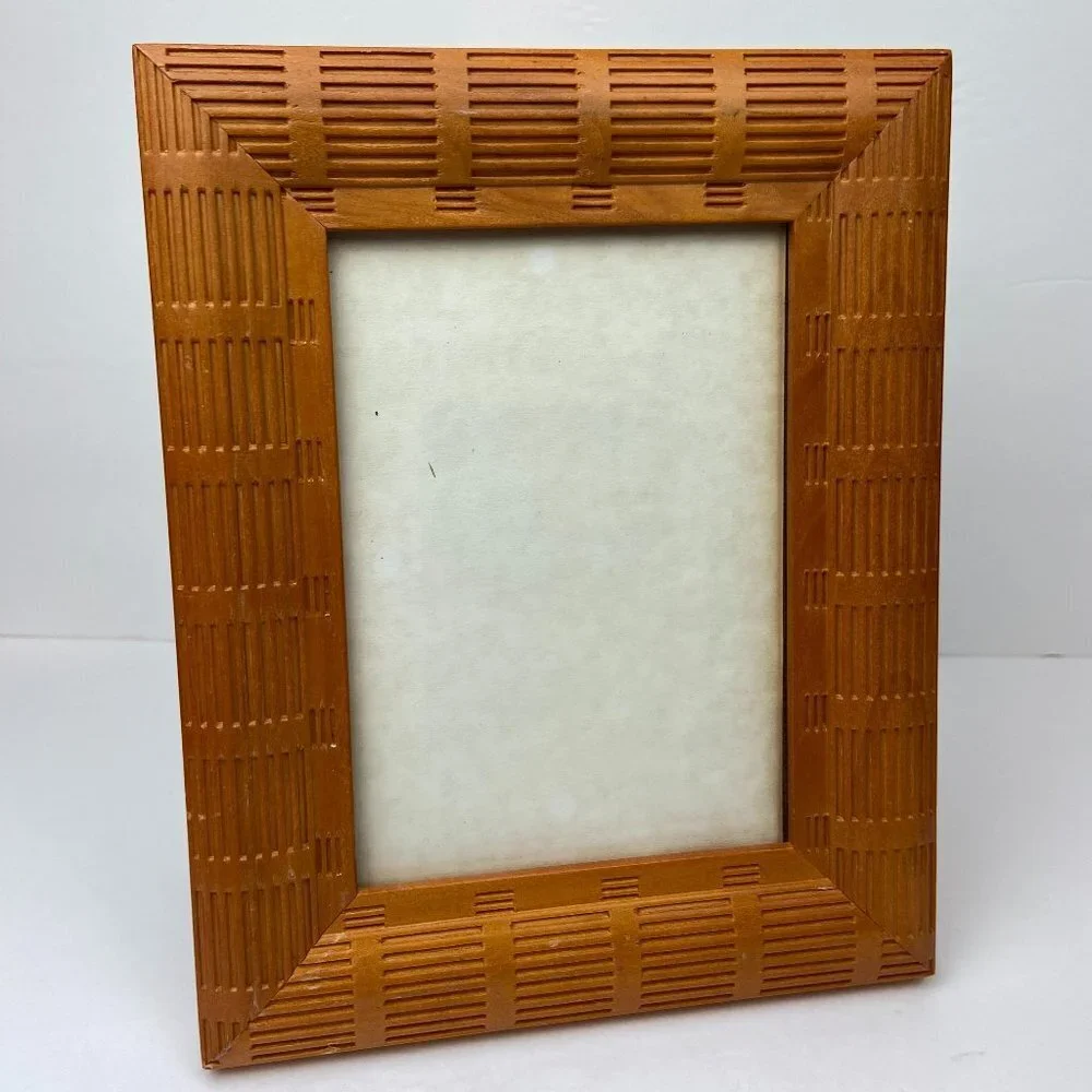 Wooden Frame 8